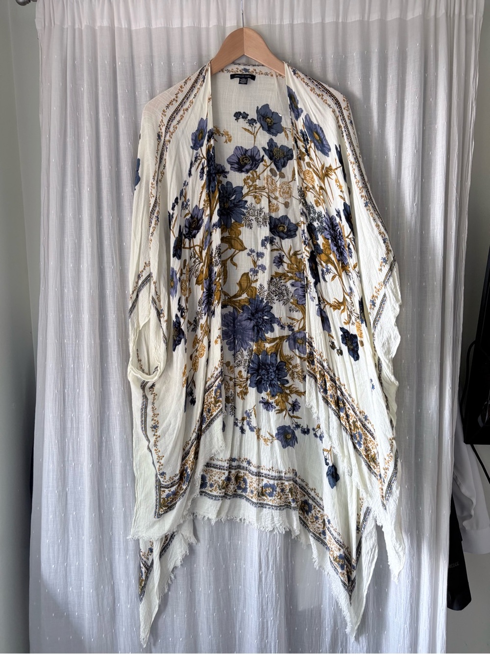 American Eagle Outfitters Cream Kimono with Blue & Mustard Floral Print